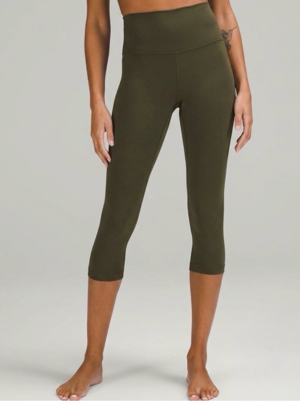 Lululemon align High-Waist Olive Green Capri Leggings - Women